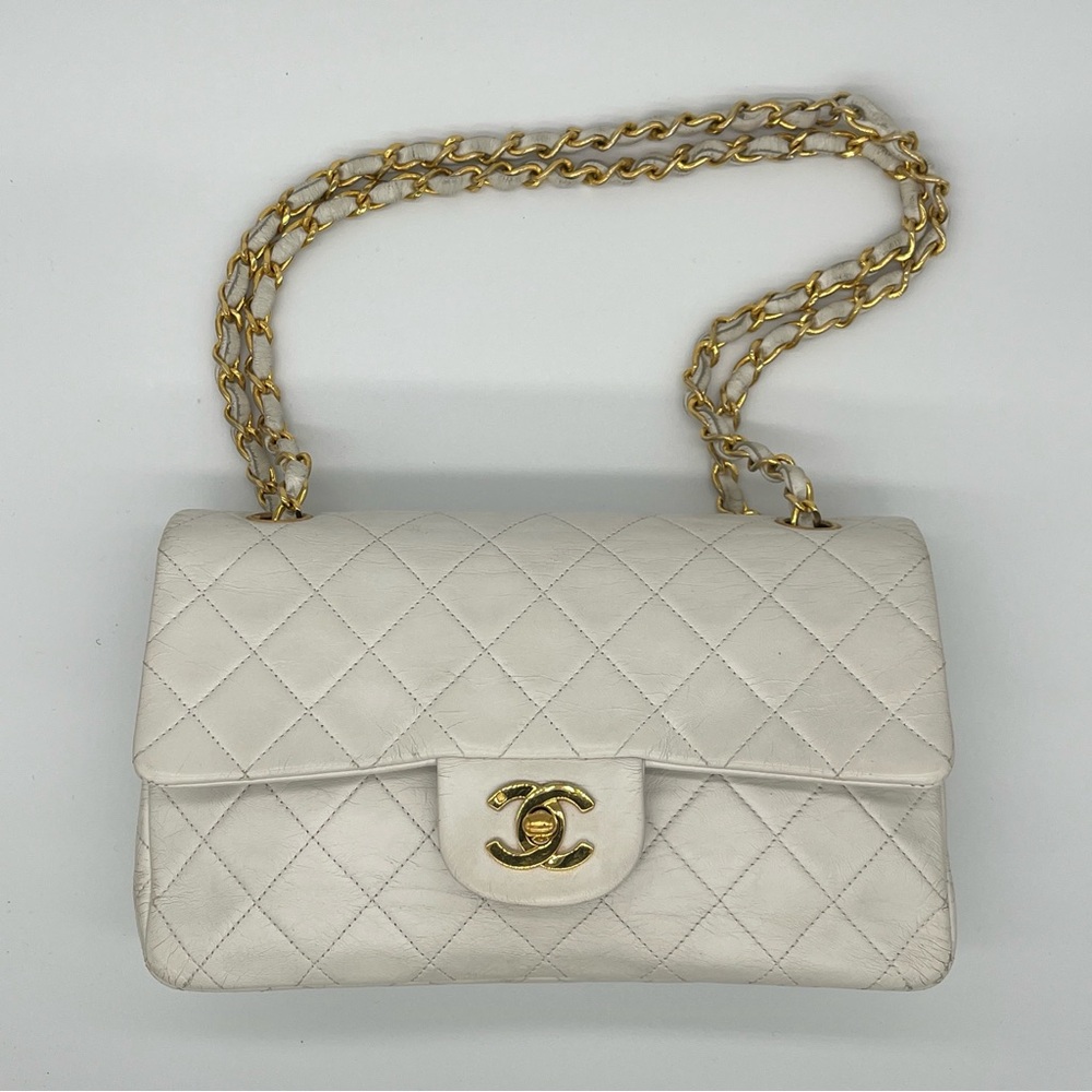 Chanel Classic Double Flap bag - Picture 4 of 15